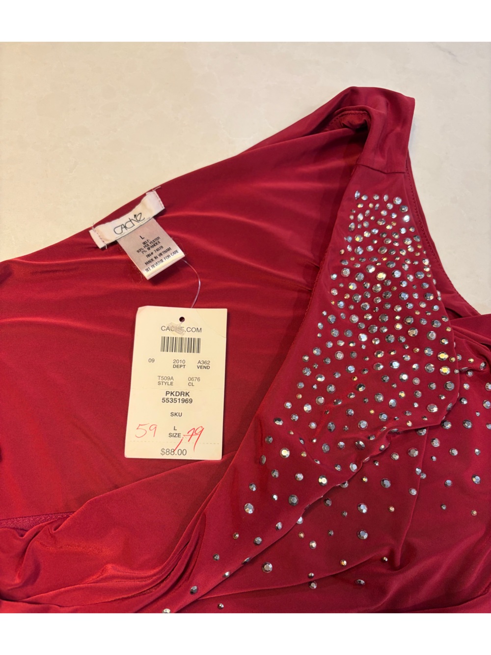 Cache Top with Rhinestone Accents - Picture 2 of 3